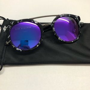 DIFF Eyewear Astro Sunglasses